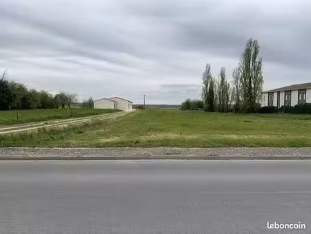 terrain à bâtir de 508 m2 au prix de 27000 à montils (17)