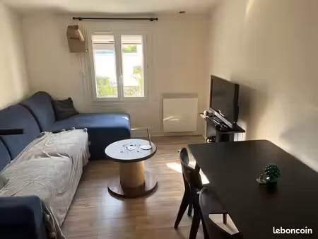 location studio meublé ermont 900/mois