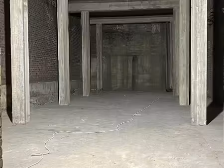 garage à louer à quai de sambre 1+ marchienne-au-pont (vbe54522)