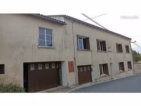 grande maison familiale avec dépendances