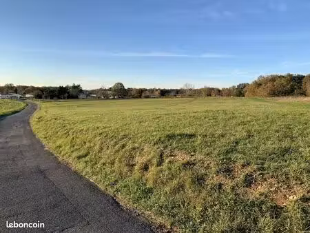 terrain à bâtir de 530 m2 au prix de 23850 à avy (17)