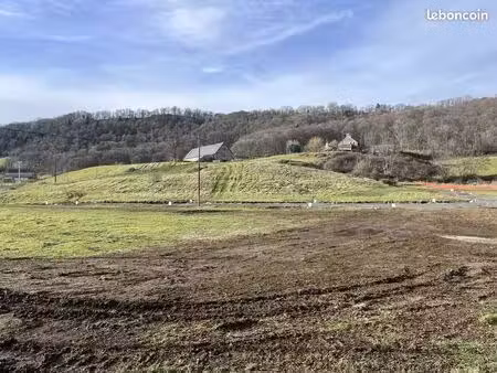 terrain à bâtir de 856 m² à riom-es-montagnes (15)
