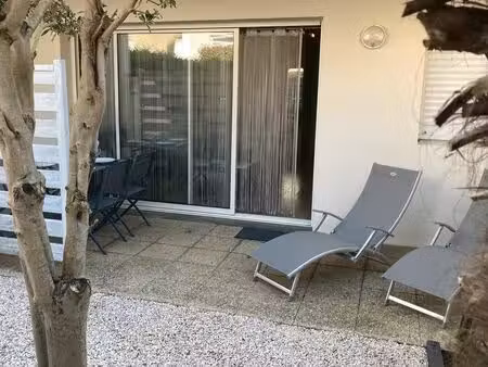 studio  terrasse et jardin  proche place de verdun