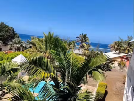 dispo à partir du 6 sept  t2 duplex vue mer et piscine