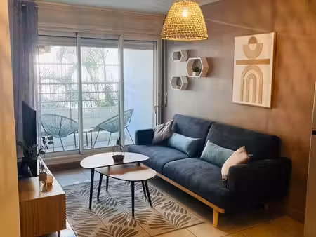 ? t2 meublé – 32 m² – la possession / sainte-thérèse
