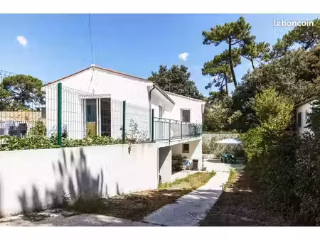 propriété 7 pièces 159 m²