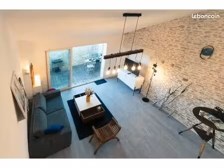 chai lumineux à vendre - 10 min des plages