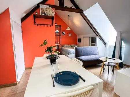 appartement meublé 20m2 guingamp 15min uco/ 5min centre ville / parking / wifi