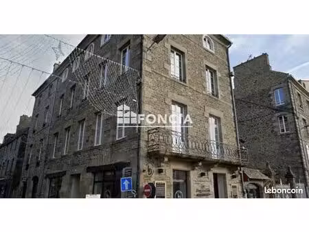 dinan centre place dugesclin