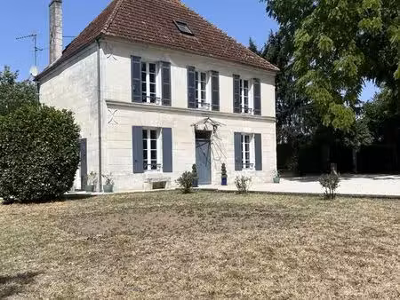 propriété 9 pièces 165 m²