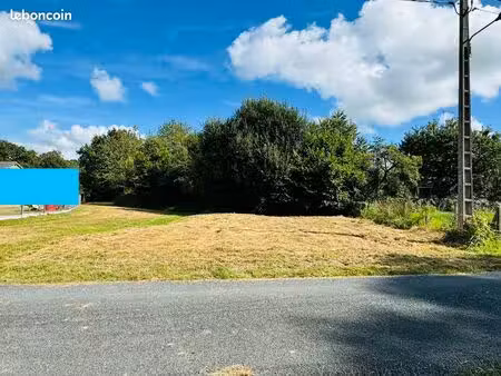 petit terrain constructible - faire offre