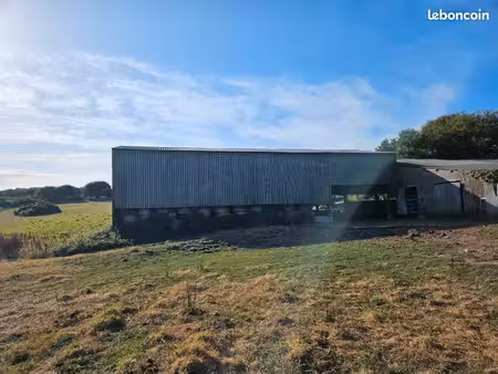 exploitation agricole 65ha en ab avec bâtiment d'élevage