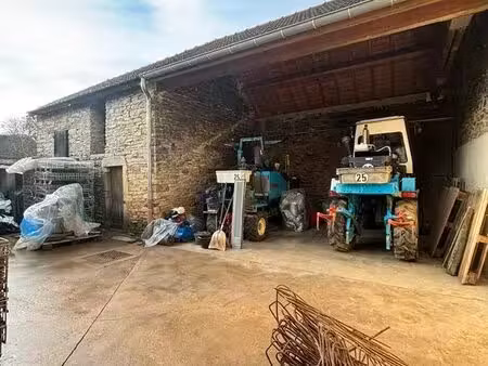 maison 6 pièces 600 m²