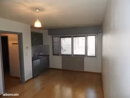 appart calme 39mcarre quartier sympa