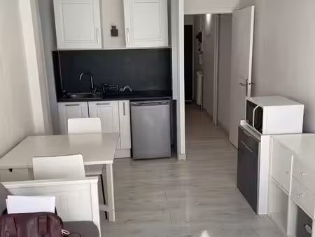 studio meublé 23m2