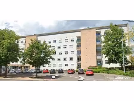 t3 rénové en lisière du campus