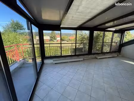 f5 avec garage et grand jardin