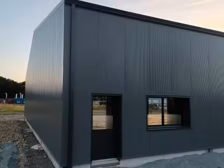 local commercial