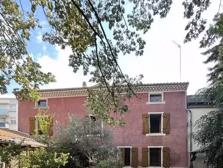 maison 12 pièces 335 m²