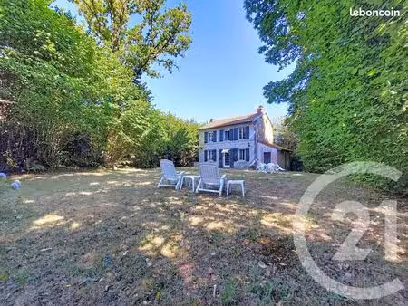 maison 3 pièces 85 m²