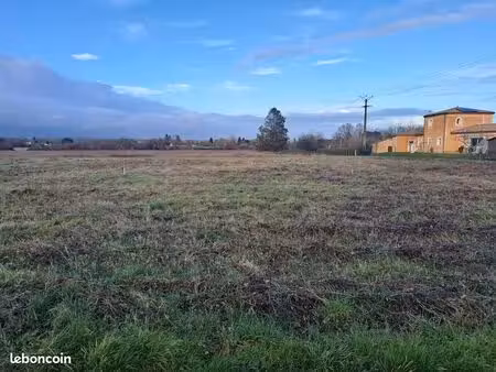 terrain à bâtir de 1000 m² à cours-de-pile (24)