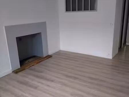 location f3