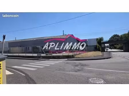 local commercial 600 m² montélimar