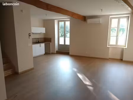 appartement t4 maison de village