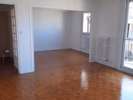 vends appartement 4 pièces