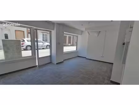 local commercial rénovée 22m2