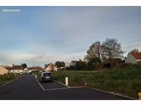 terrain à bâtir de 418 m² à treon (28)