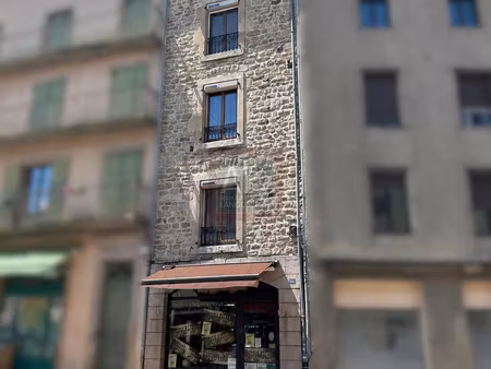 langogne centre-ville : immeuble avec local commercial et ap