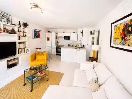 appartement t3 la riche