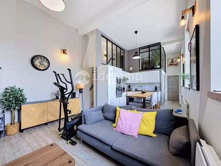 appartement 3 pièces avec mezzanine  parking et cave à longeville-lès-metz