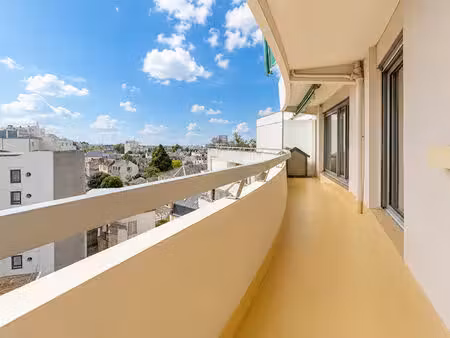 appartement orleans 3 pièces de 85.63 m2 avec balcon  ascenseur  parking et cave