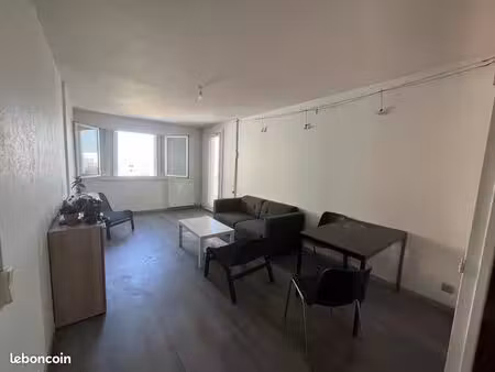 appartement 4 pièces 82 m²