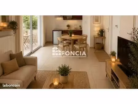 appartement deux pièces avec place de parking en sous-sol