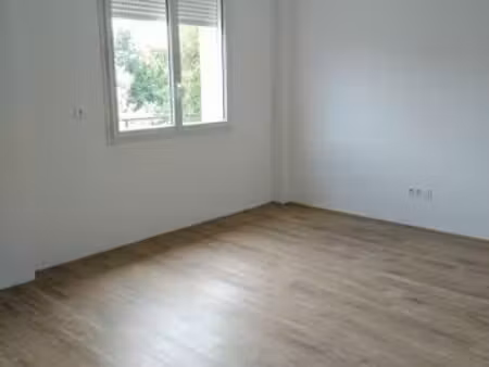 bureau à louer - complexe eureka