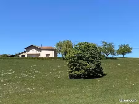 maison 8 pièces 165 m²