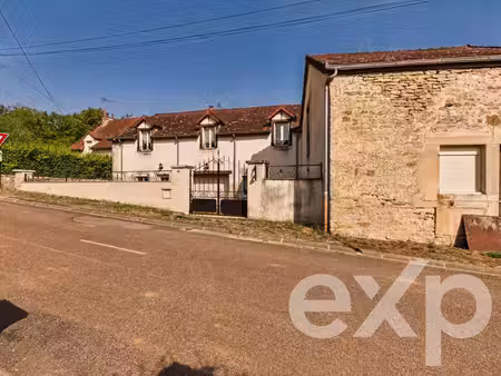 très belle maison de campagne en pierre de 243 m²  sur un terr