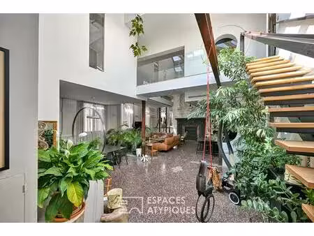 loft napoléonien avec terrasse et bassin sur les toits
