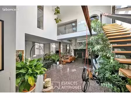 maison de ville 6 pièces 234 m²