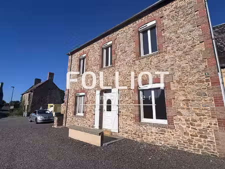 a vendre - pirou bourg - ensemble de deux maisons et terrain constructible