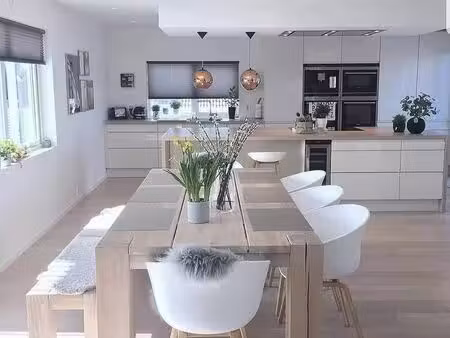 4 pièces - 81 m² - saint-hilaire-de-brethmas