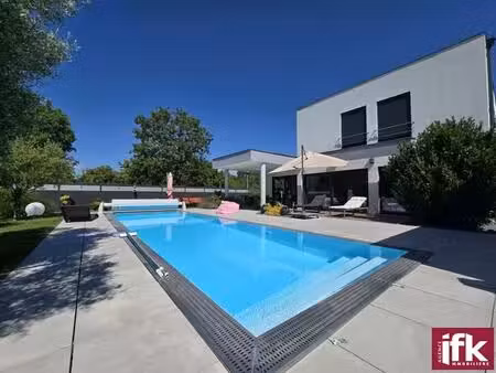 muntzenheim très belle propriété avec piscine