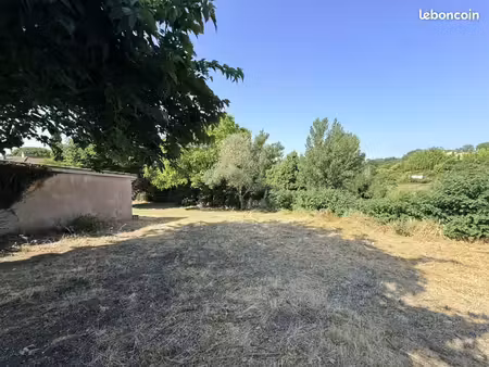 terrain 376 m² mons