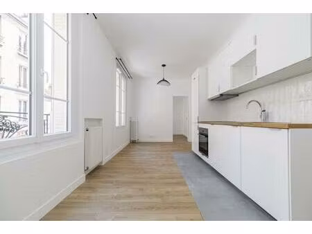 t3 - rue montaigne