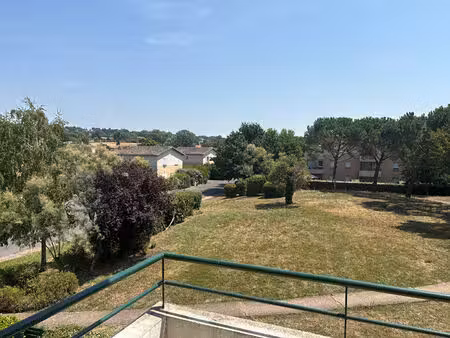 appartement castelnau d'estretefonds 2 pièces 42 m2 dernier étage