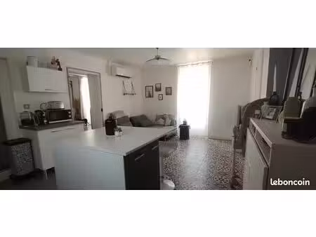 t3 – 2 chambres – garage – climatisation – la calmette