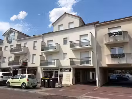 location appartement 2 pièces 36.25 m² à sainte-genevieve-des-bois (91700)  767 €